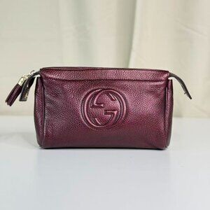 Gucci Burgundy Metallic Leather Soho Clutch Handbag with Iconic Logo Design